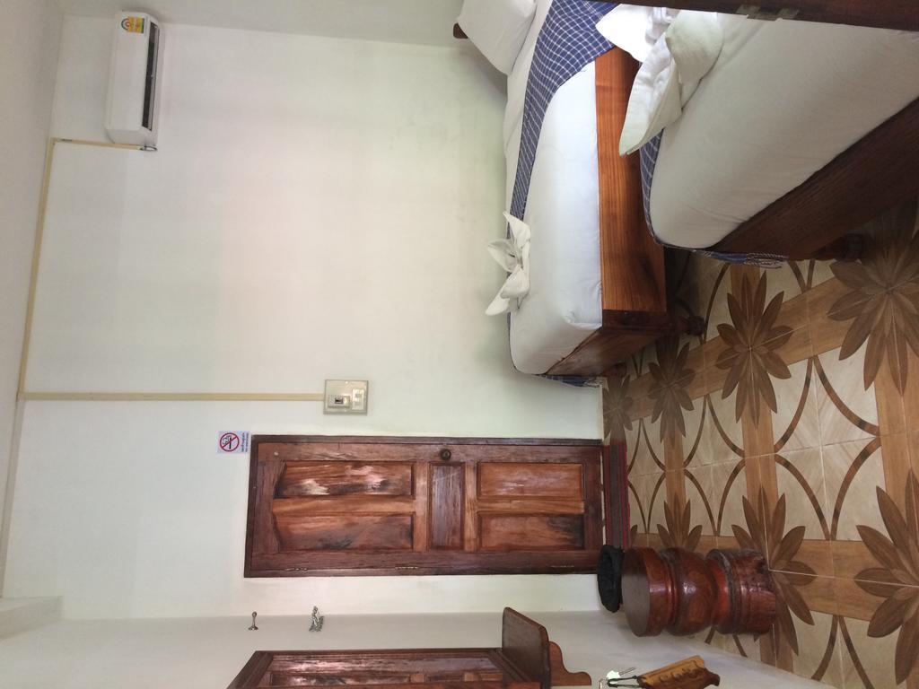Phonemany Guesthouse Muang Pakbèng Екстериор снимка