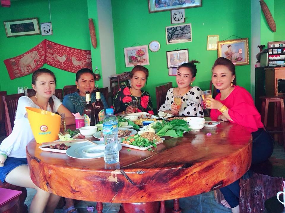 Phonemany Guesthouse Muang Pakbèng Екстериор снимка