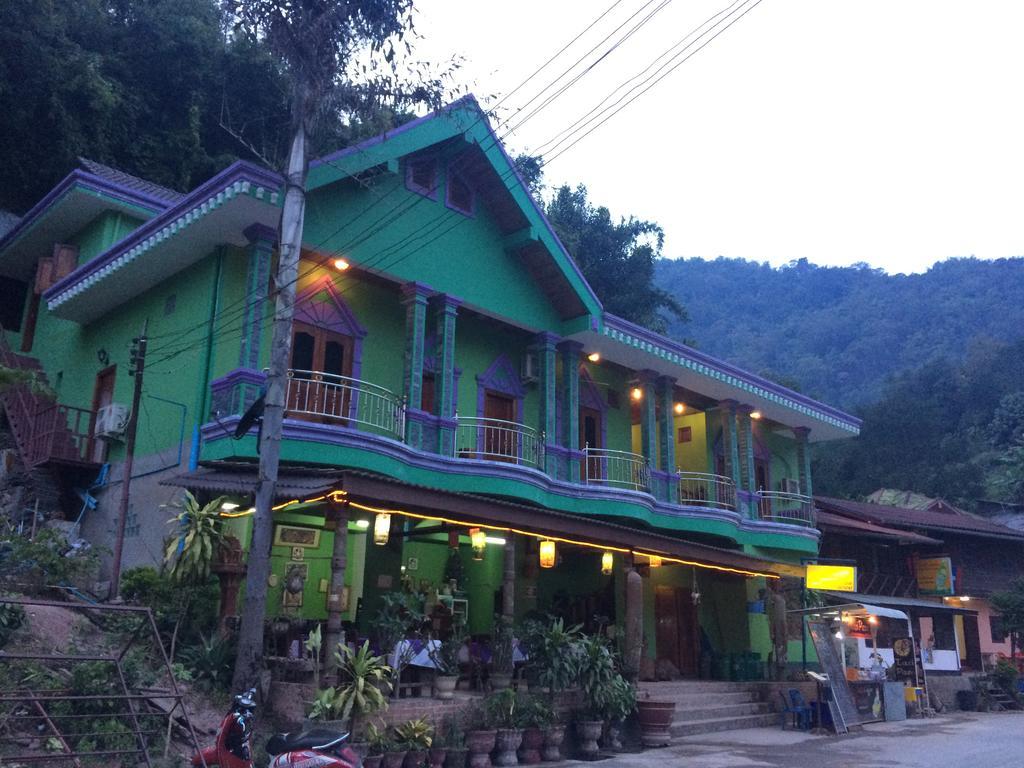 Phonemany Guesthouse Muang Pakbèng Екстериор снимка