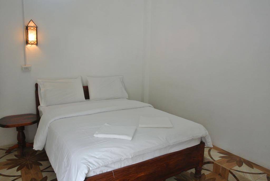 Phonemany Guesthouse Muang Pakbèng Екстериор снимка