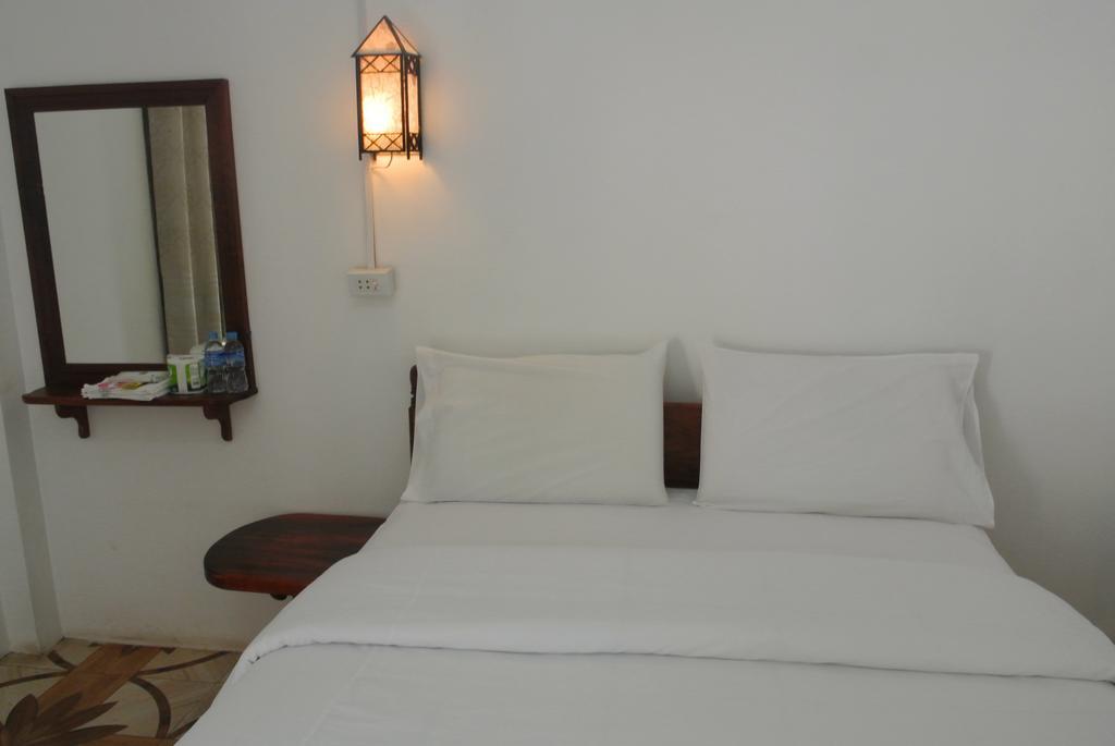 Phonemany Guesthouse Muang Pakbèng Екстериор снимка