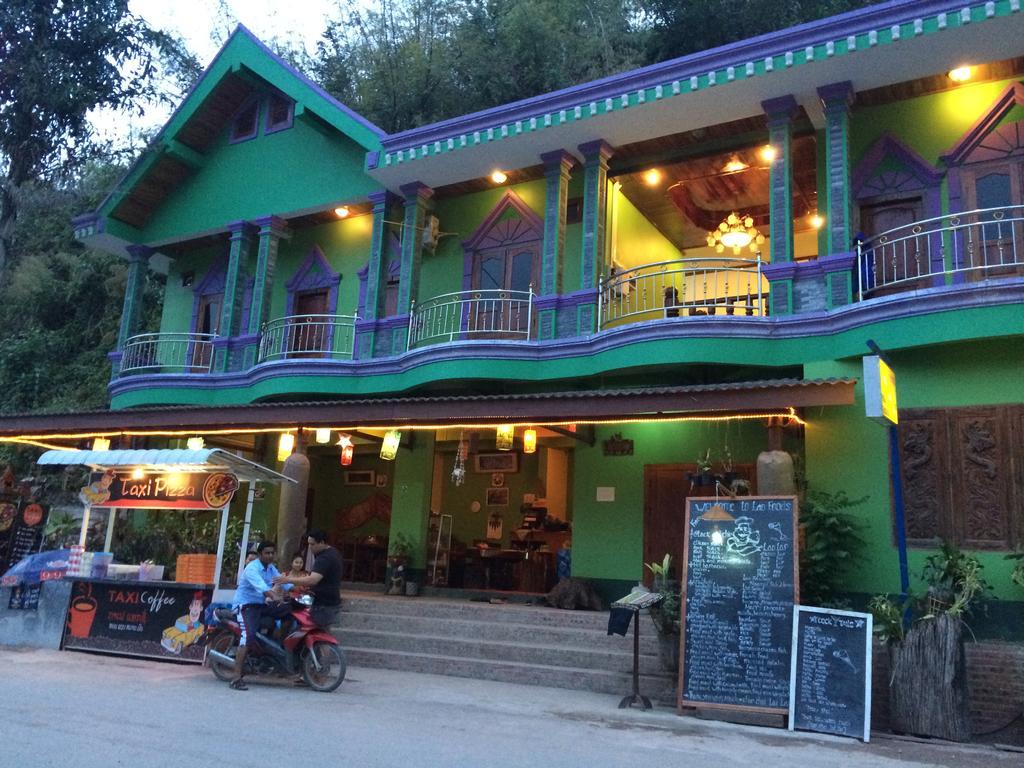 Phonemany Guesthouse Muang Pakbèng Екстериор снимка