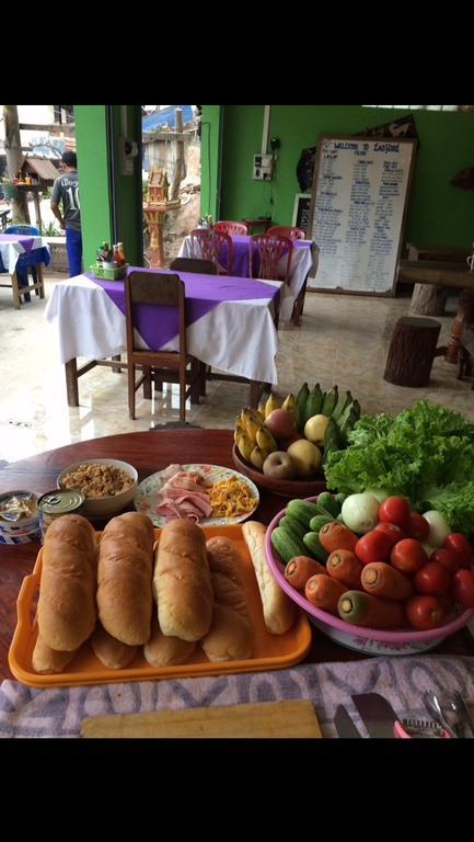 Phonemany Guesthouse Muang Pakbèng Екстериор снимка